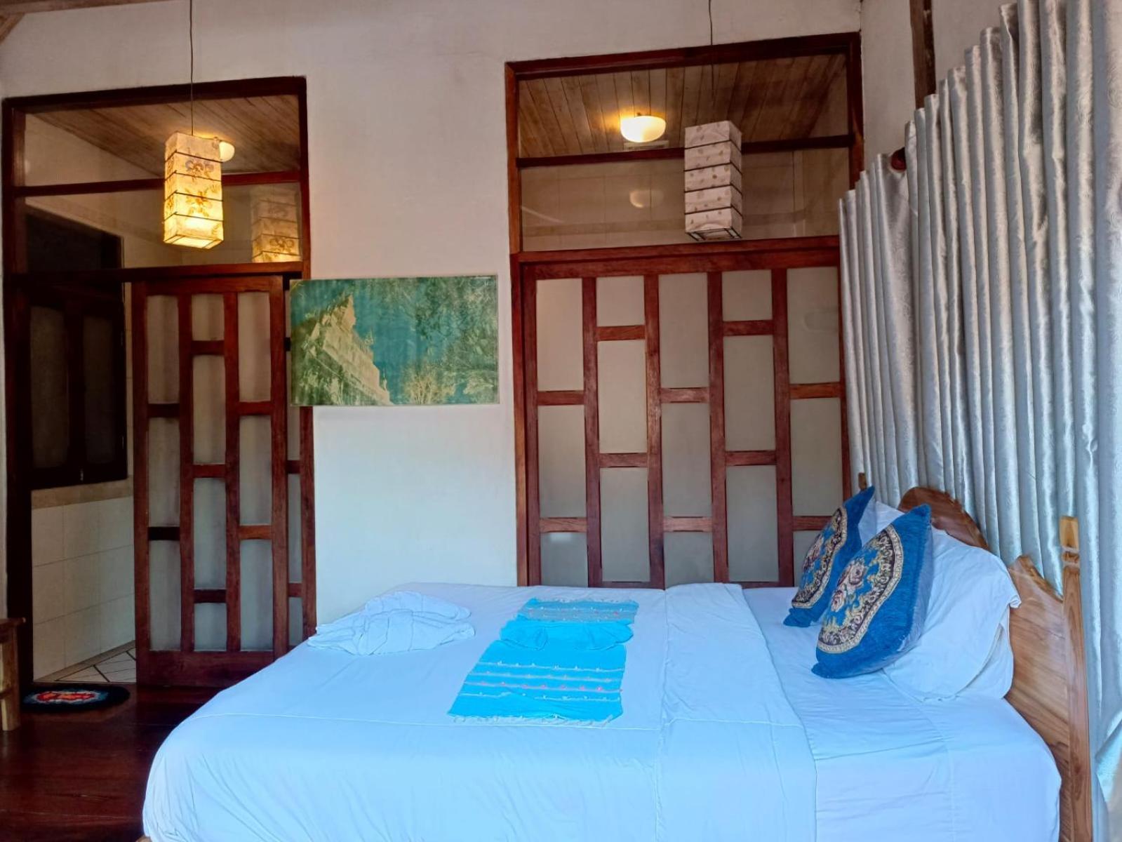 Ireenkevin Guesthouse Luang Prabang Exterior photo